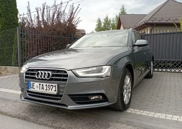 małopolskie Audi A4 cena 43800 przebieg: 228000, rok produkcji 2014 z Słomniki